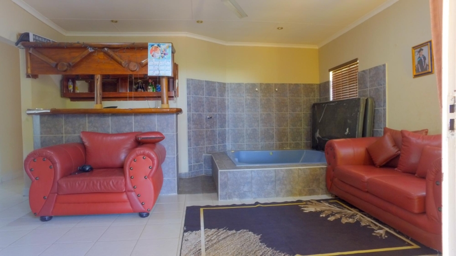 3 Bedroom Property for Sale in Safari Gardens North West